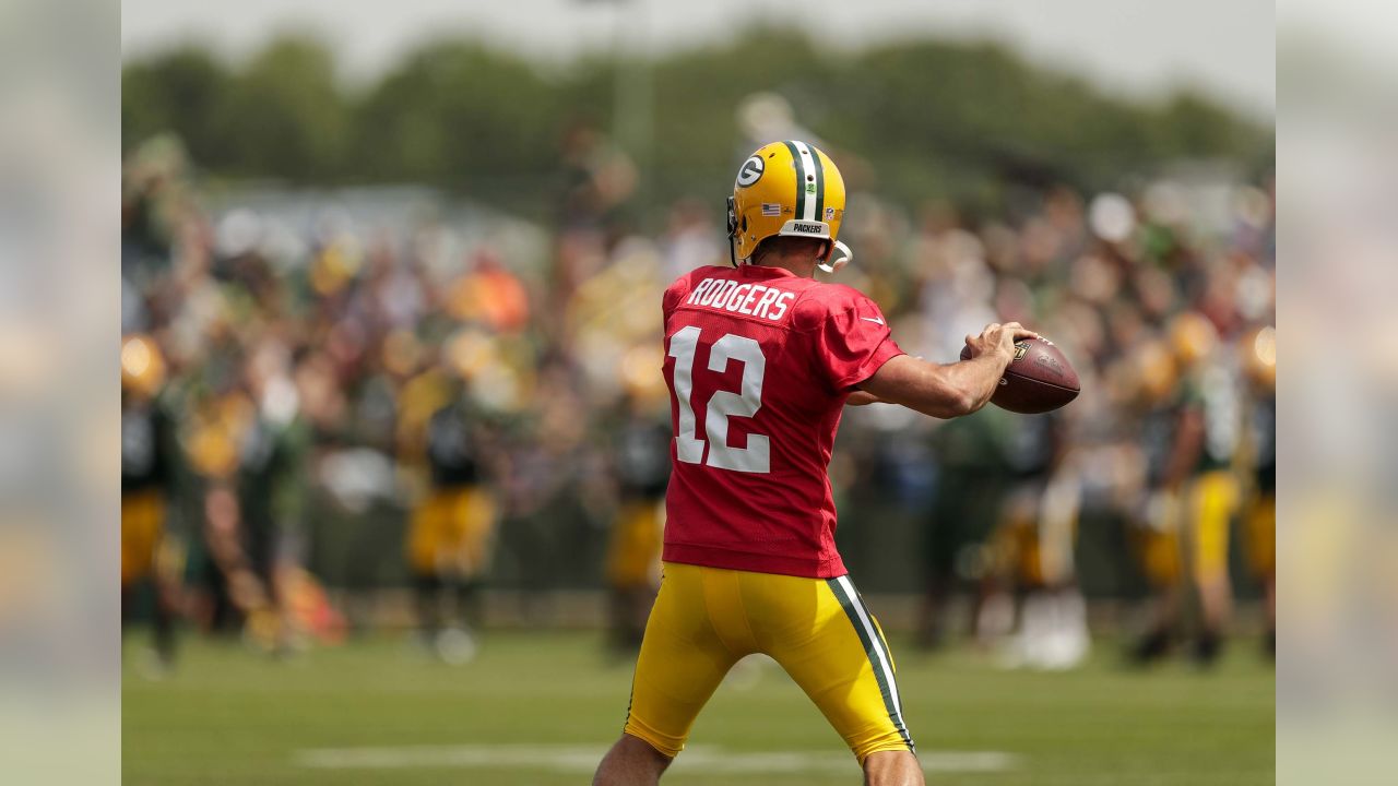 Green Bay Packers' Aaron Rodgers hails Davante Adams' route-running  'obsession', NFL News