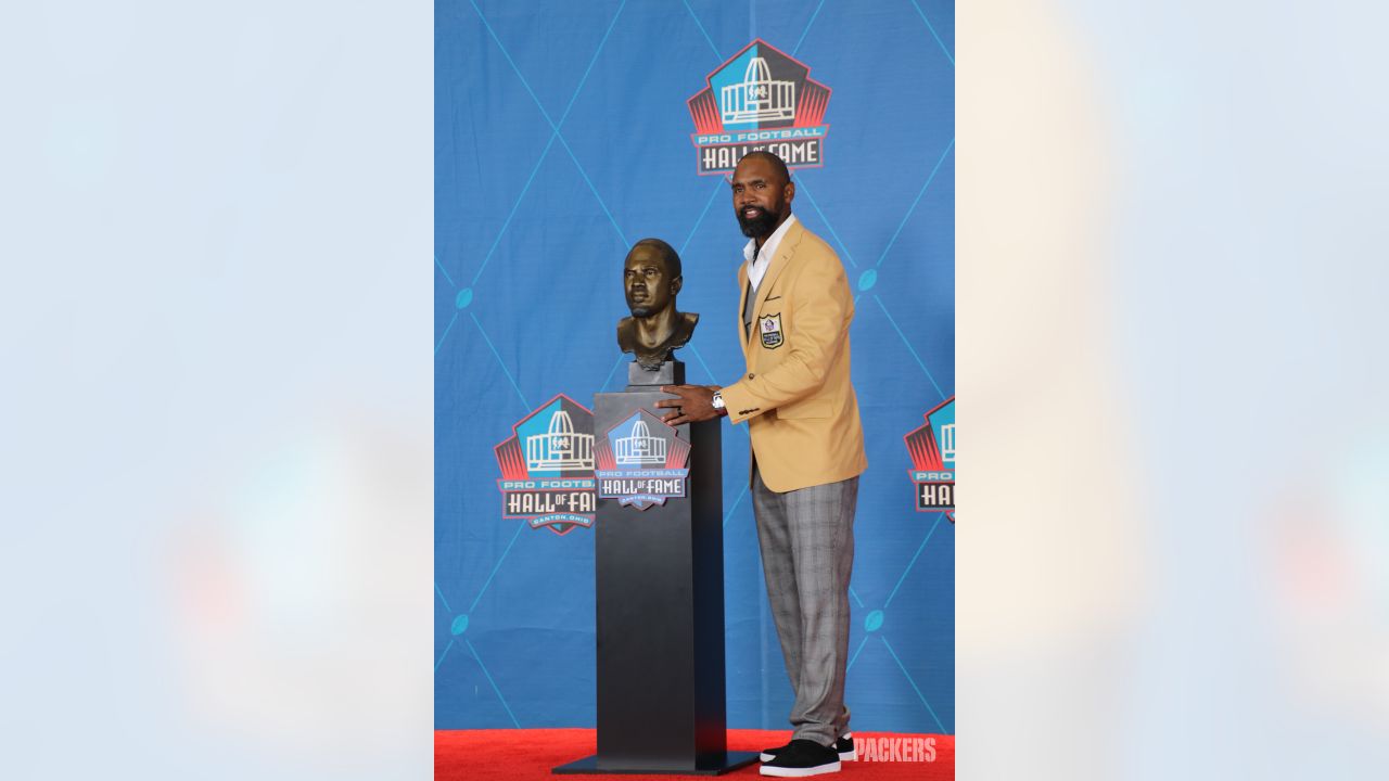 Charles Woodson's passion on full display as he enters Hall of Fame