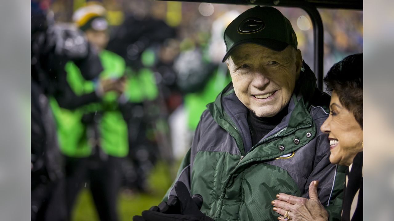 Packers legend Bart Starr exemplary both on, off the field