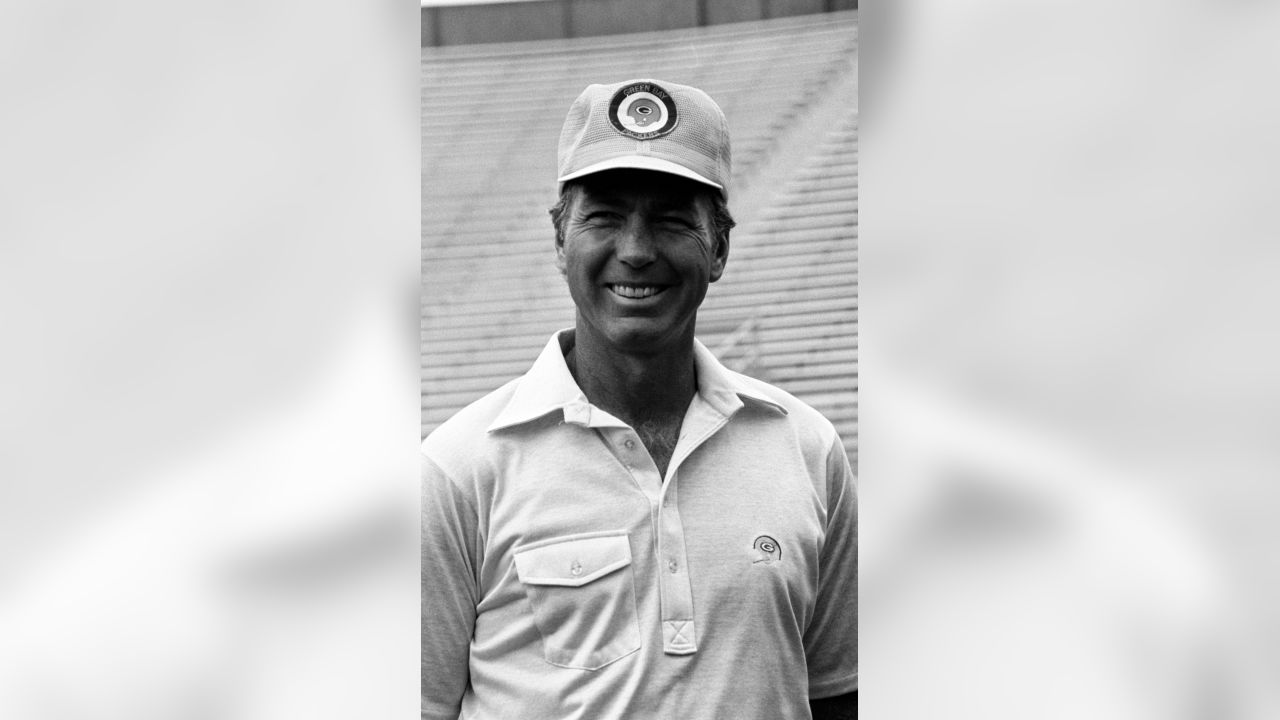 Bart Starr, 1960s Green Bay quarterback, dies at 85 - Wausau Pilot & Review