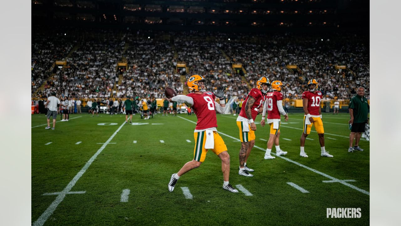 Packers' Anders Carlson, Tariq Carpenter shine at Family Night practice  inside Lambeau Field - The Athletic