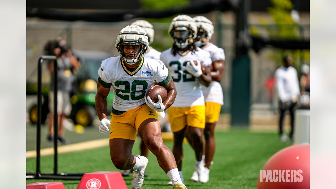 Green Bay Packers' Tucker Kraft catches a pass during an NFL football mini  camp practice session Wednesday, June 14, 2023, in Green Bay, Wis. (AP  Photo/Morry Gash Stock Photo - Alamy