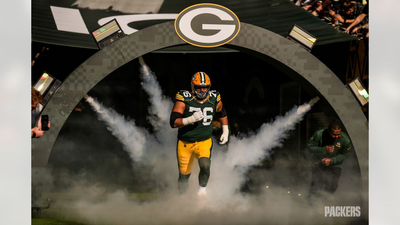 Packers collapse in second half in London, lose to Giants 27-22 - Acme  Packing Company