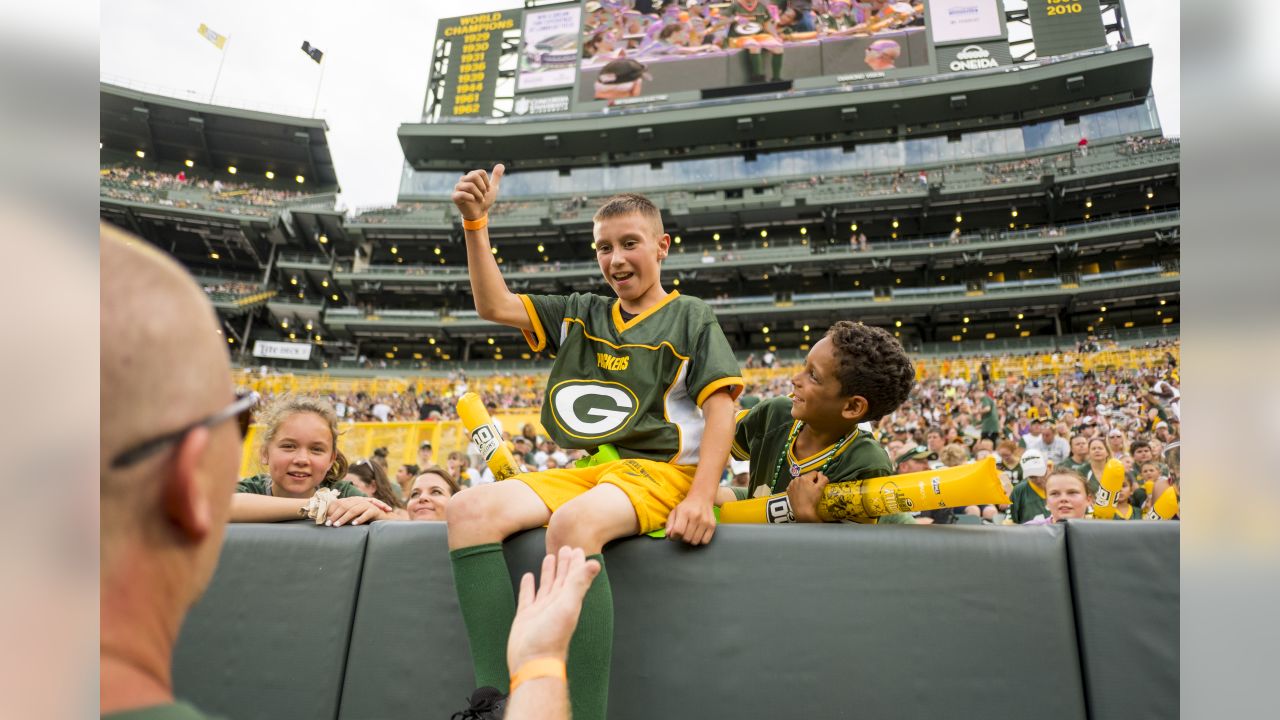 Over 73,000 Tickets Distributed for 'Packers Family Night, Presented by  Bellin Health' - BVM Sports