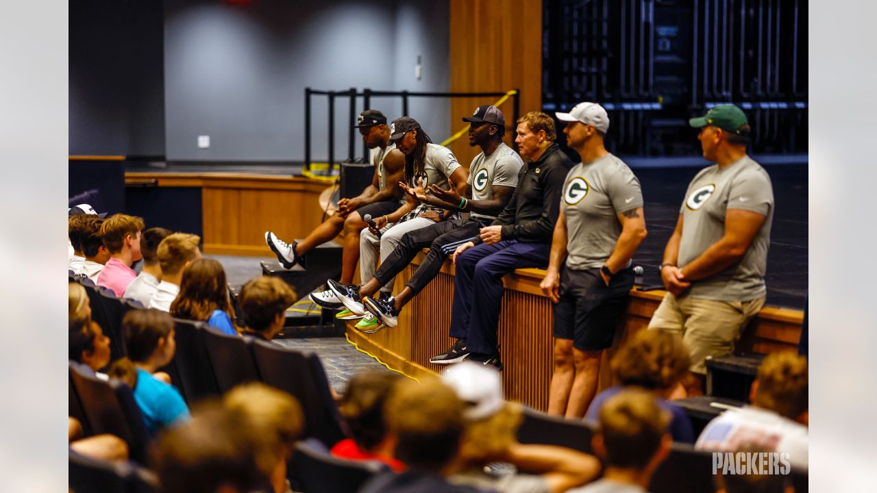 Green Bay Packers on X: The #PackersRoadTrip rolled into Hudson High  School to show support at their athletic fundraiser. 