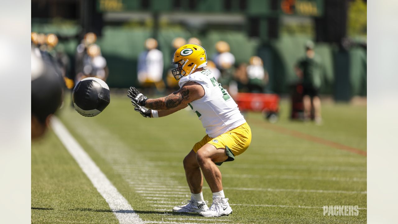 Green Bay Packers cornerback Eric Stokes (21) defends during an NFL against  the the Chicago Bears Sunday, Sept. 18, 2022, in Green Bay, Wis. (AP  Photo/Jeffrey Phelps Stock Photo - Alamy