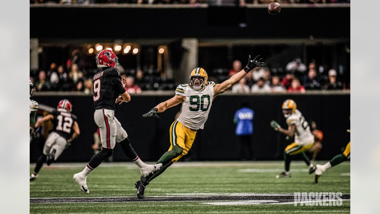 Packers Oust the Falcons - The New York Times