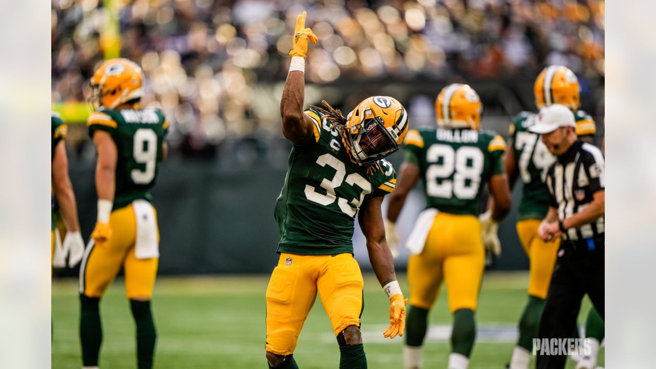 Green Bay Packers star Randall Cobb tailors his message to his audience