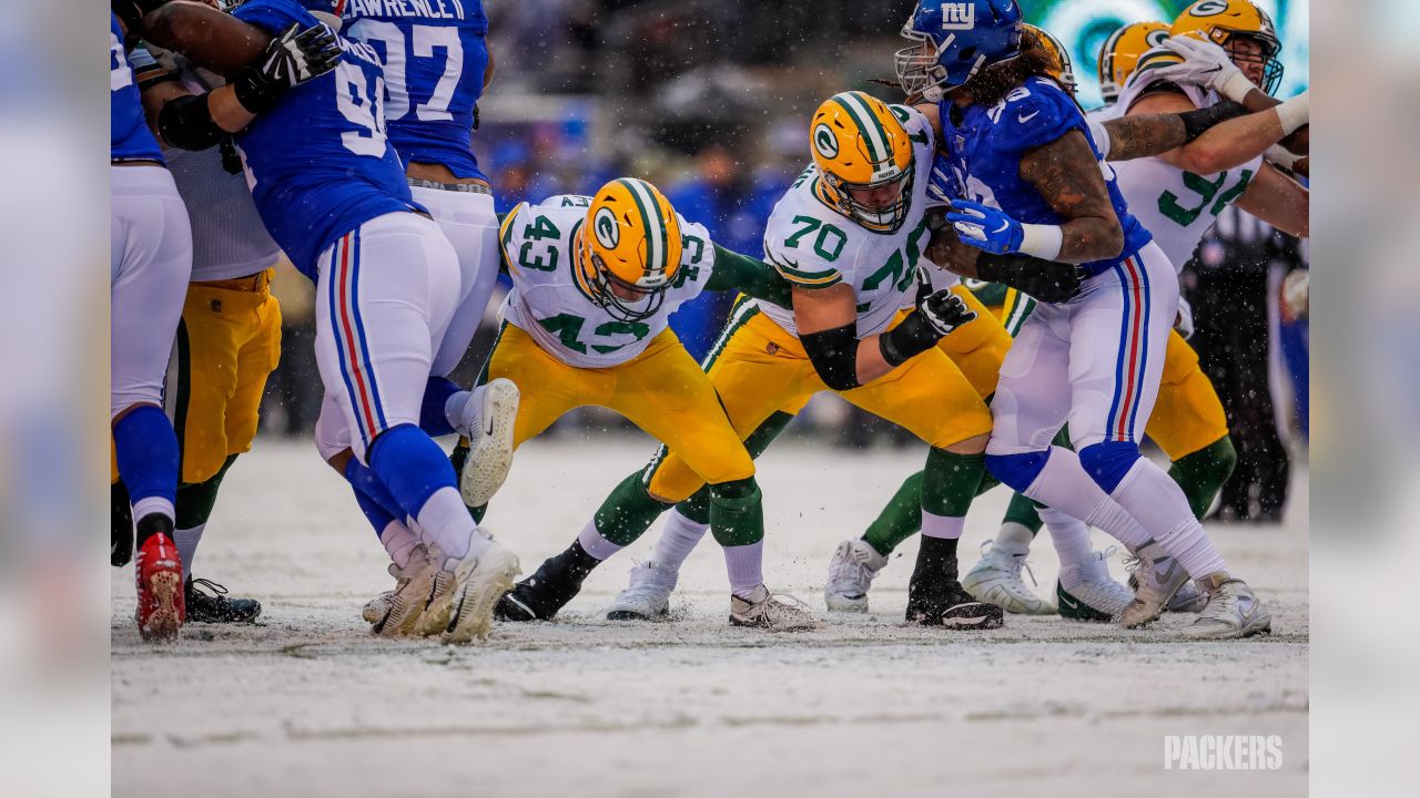 Packers get the job done vs. Giants, 31-13