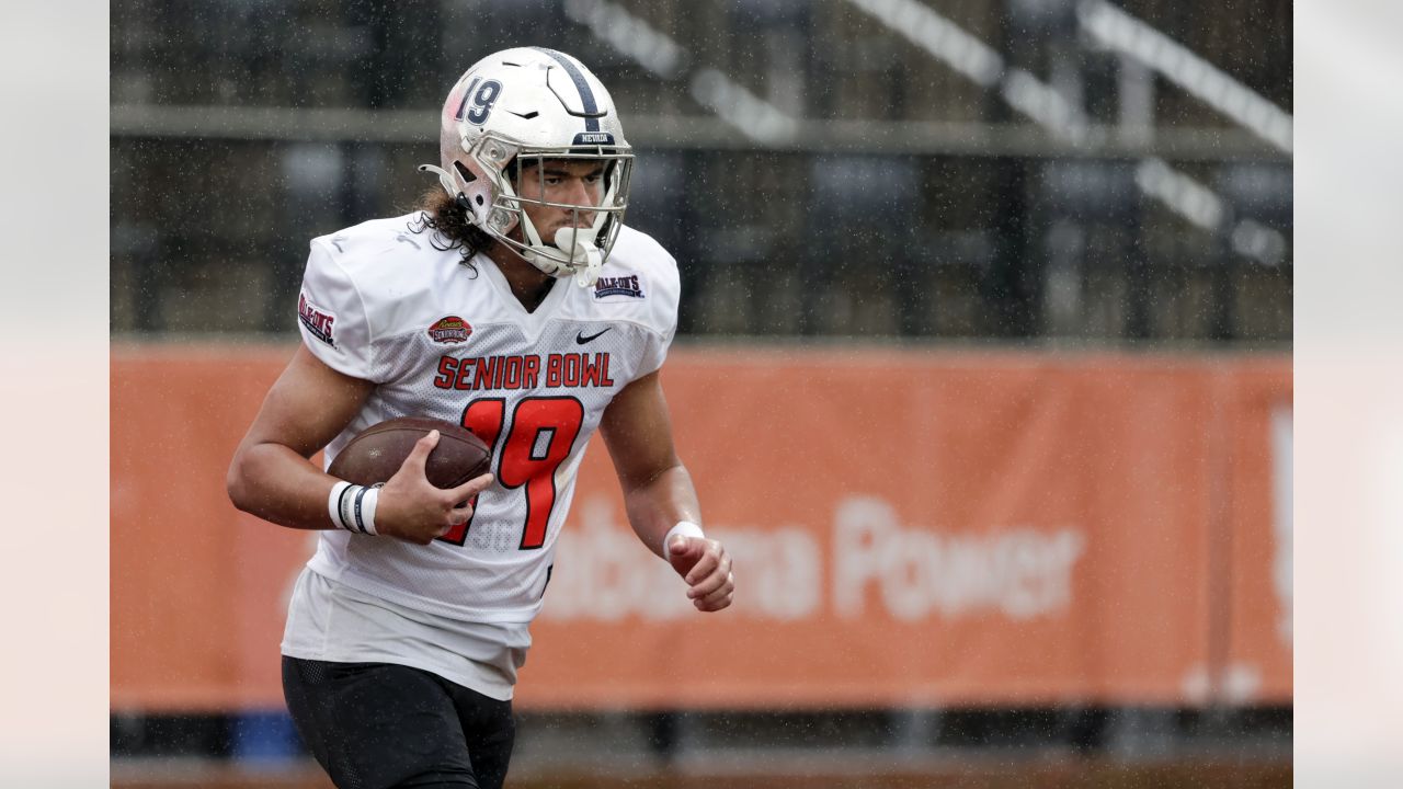 You shouldn't be worried about the Cole Strange Senior Bowl videos - Pats  Pulpit