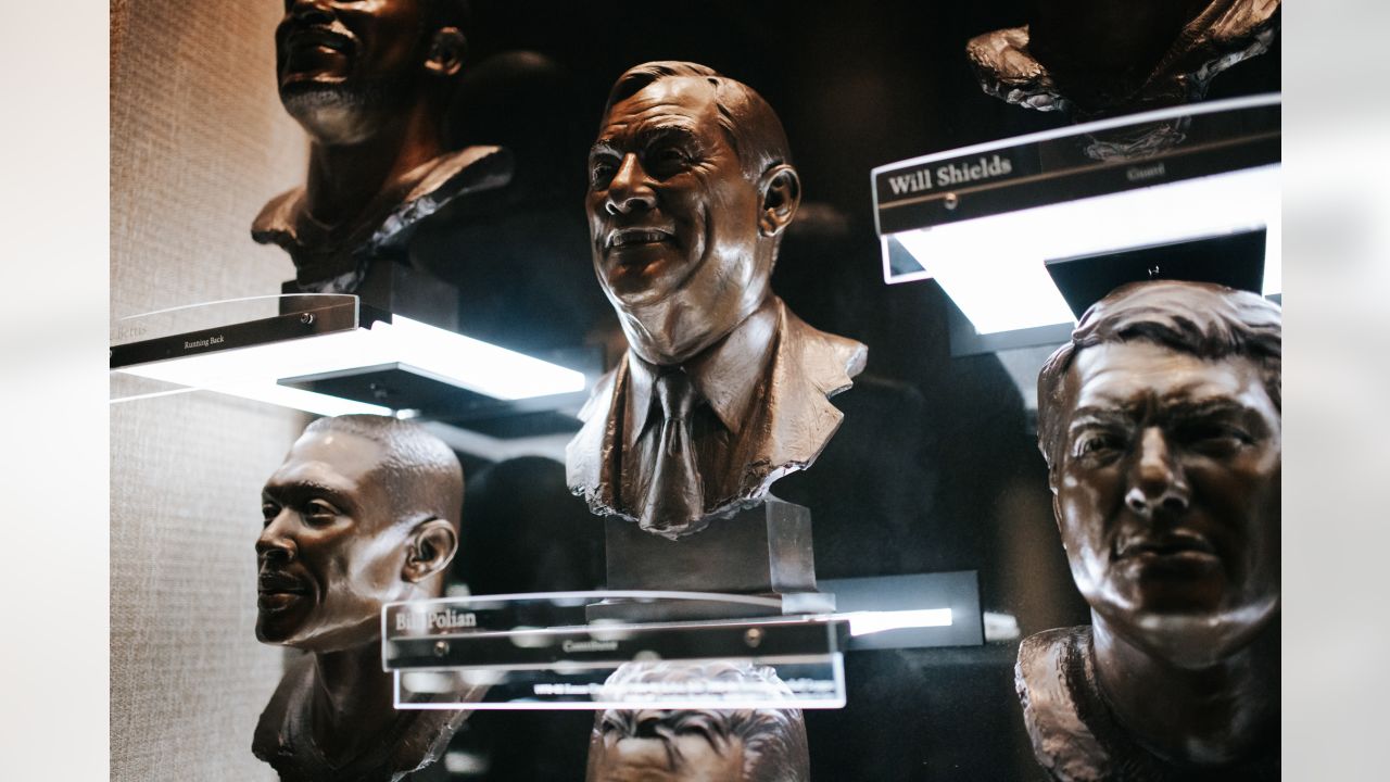 Behind the making of Sam Mills' NFL Hall of Fame bust