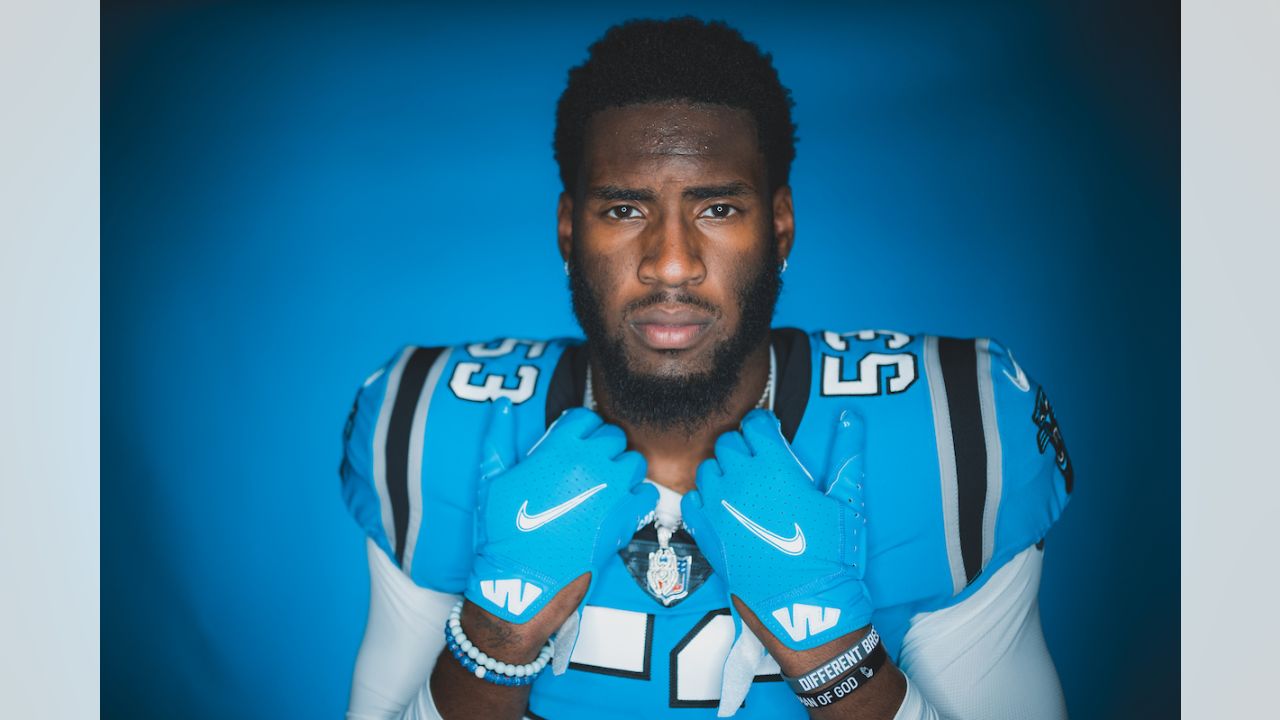 Panthers' Brian Burns playing to 'dominate,' earn big extension - ESPN - Carolina  Panthers Blog- ESPN