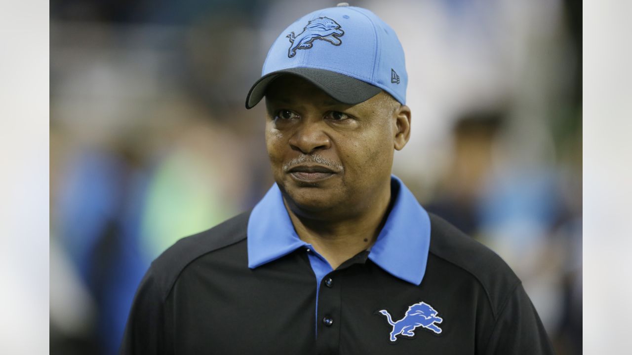 Indianapolis Colts head football coach Jim Caldwell (C) has words