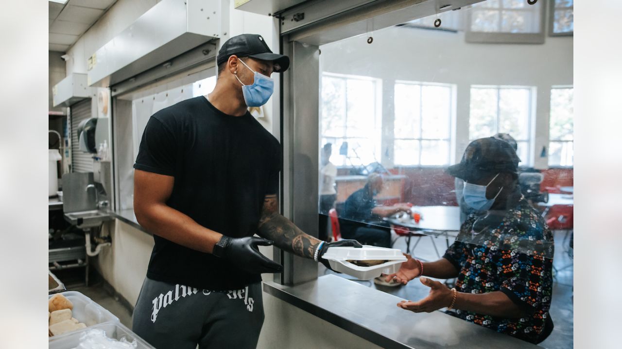 Jeremy Chinn Picking The Brain Of Luke Kuechly