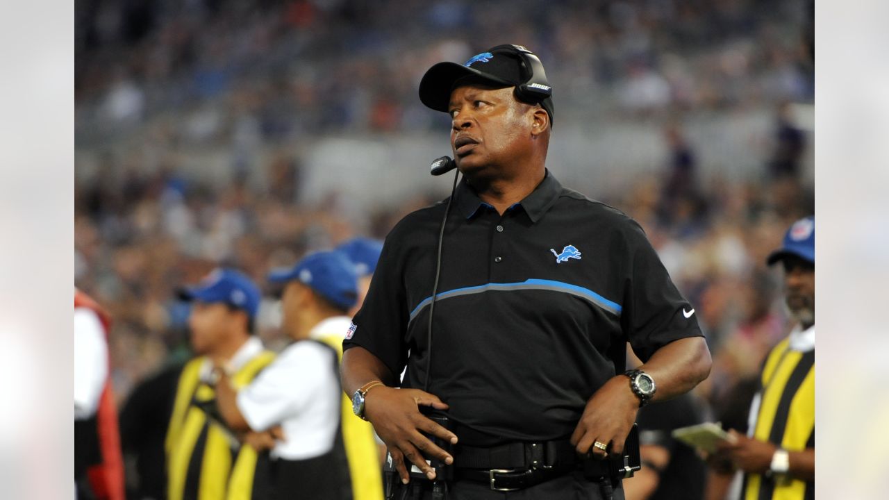 Minnesota Vikings defensive coordinator Brian Flores watches from the  sideline during the first half of an NFL preseason football game against  the Seattle Seahawks in Seattle, Thursday, Aug. 10, 2023. (AP Photo/Gregory