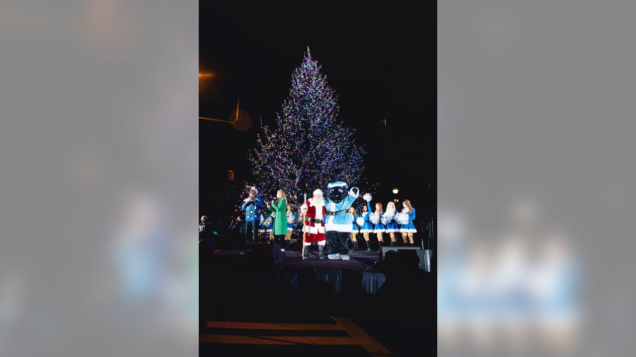 Thousands gather for Carolina Panthers Christmas tree lighting