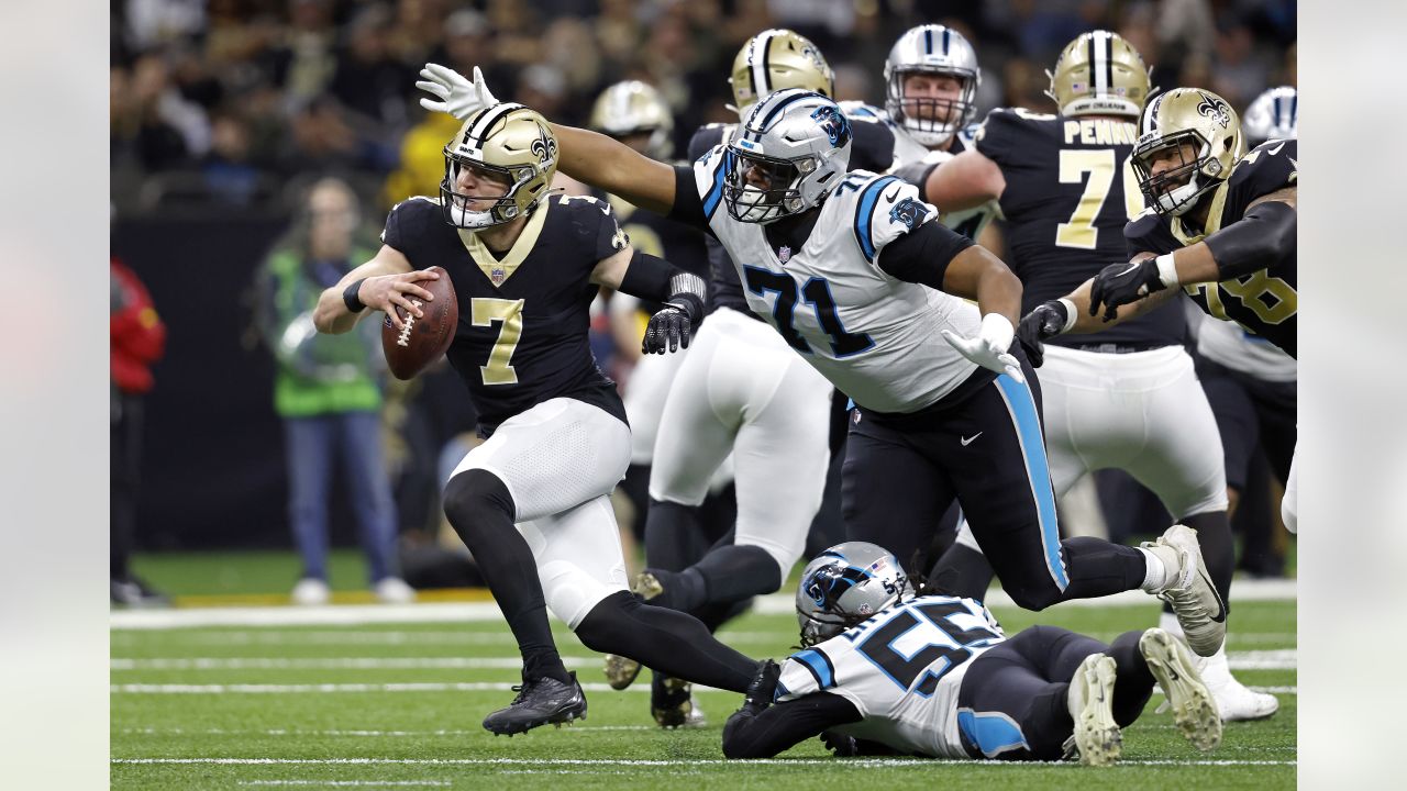 Photos from post-game after Panthers beat Saints