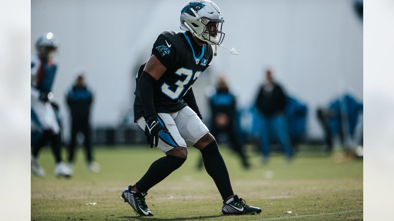 Carolina Panthers safety Sam Franklin plays against the Pittsburgh Steelers  during the second half of a preseason NFL football game Friday, Aug. 27,  2021, in Charlotte, N.C. (AP Photo/Jacob Kupferman Stock Photo 