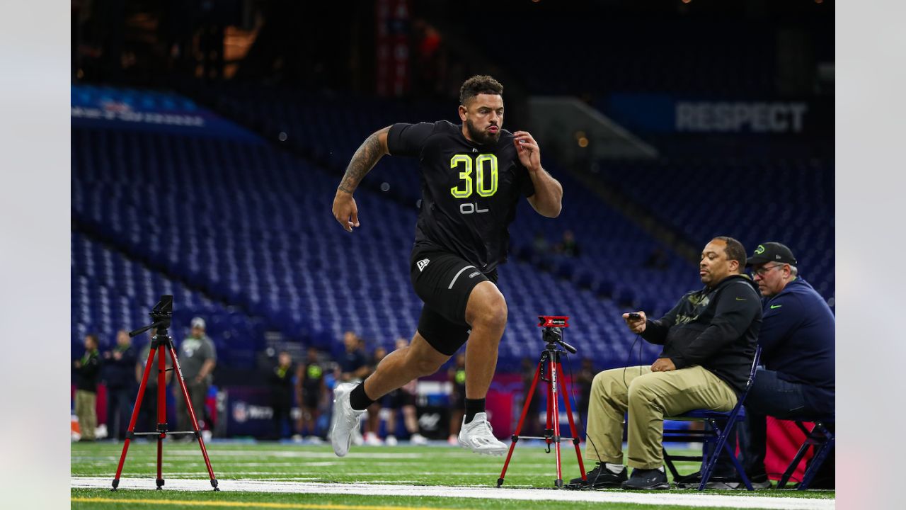 NFL Combine 2022: Measurements, 40-yard dash times, drill results, more for  each OL at scouting combine - DraftKings Network