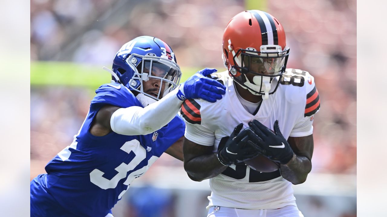 New York Giants running back Sandro Platzgummer (34) reacts after