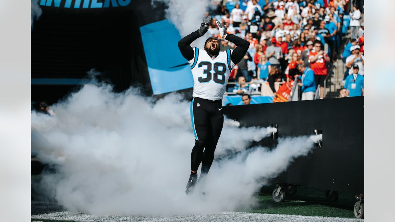 Rapid Reaction: Panthers Control The Clock And The Run Game In