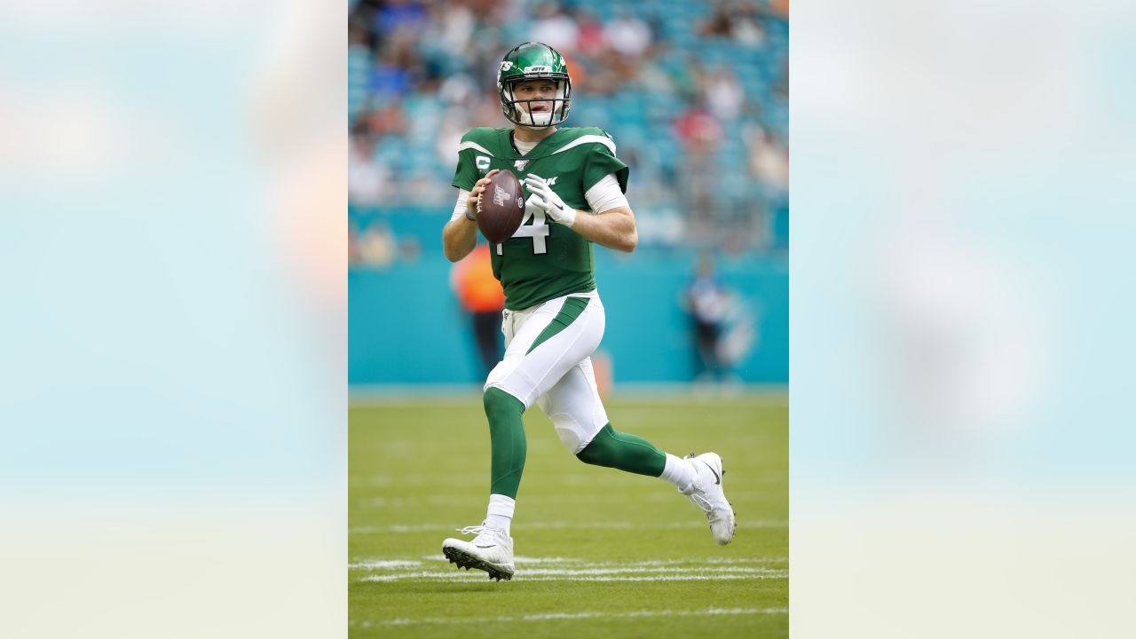 Jets trade Sam Darnold to Panthers: 3 ways QB swap could impact