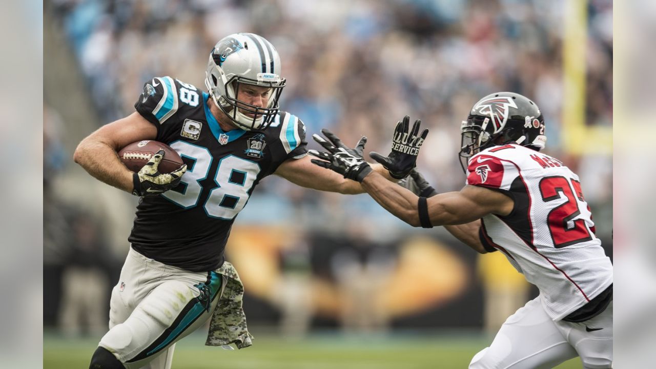 Former Panthers, Seahawks tight end Greg Olsen announces retirement - Field  Gulls