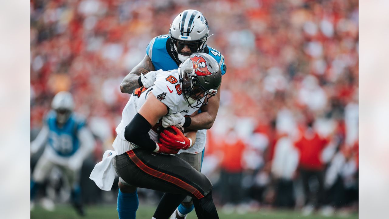 Brady, Bucs rally to beat Panthers 30-24, clinch NFC South