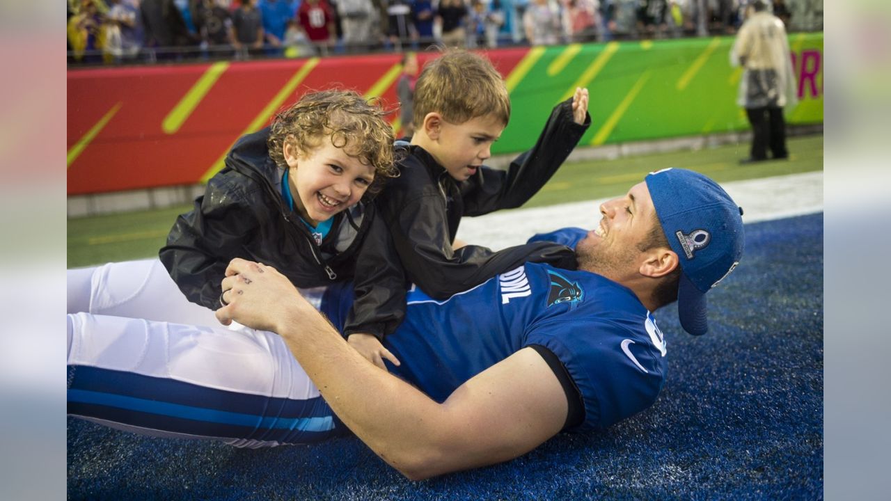 The Carolina Panthers' Graham Gano is an average kicker at a high price -  Cat Scratch Reader