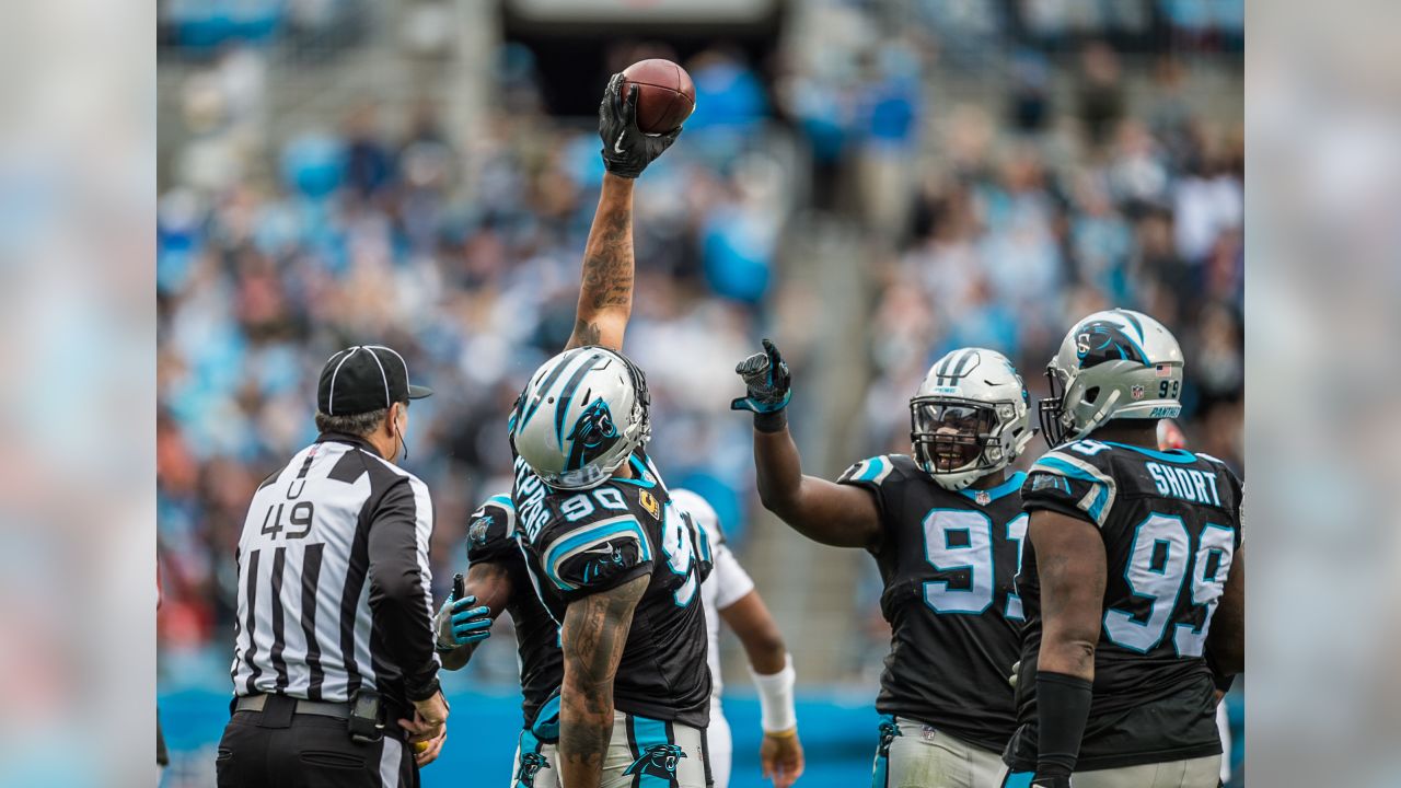 NFL Week 6: Julius Peppers Makes Panthers Pay; Grades For Each Team on  10/10/10, News, Scores, Highlights, Stats, and Rumors