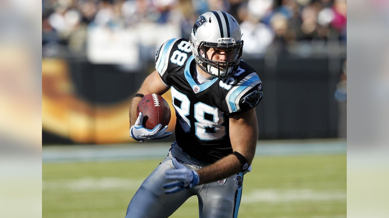 : 2019 SCORE CAPTAINS #6 GREG OLSEN PANTHERS FOOTBALL