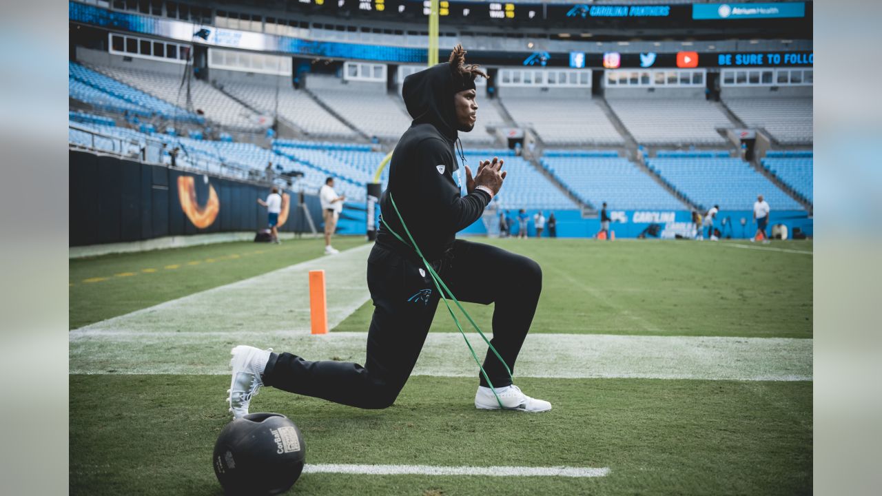 Carolina Panthers quarterback Cam Newton (1) warms up before an NFL  football game against the New Orleans Saints in New Orleans, Sunday, Jan.  2, 2022. (AP Photo/Butch Dill Stock Photo - Alamy