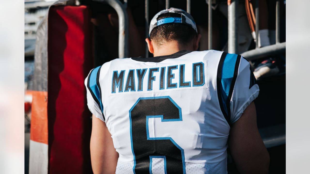 Baker Mayfield Unleashed Tour T-Shirt Off The Leash - Carolina Panthers