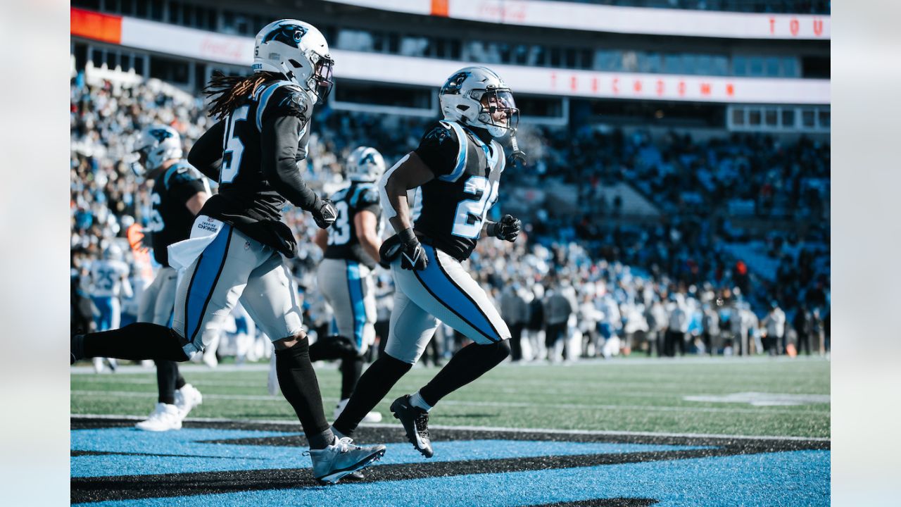 Panthers set franchise records for total yards, rushing yards