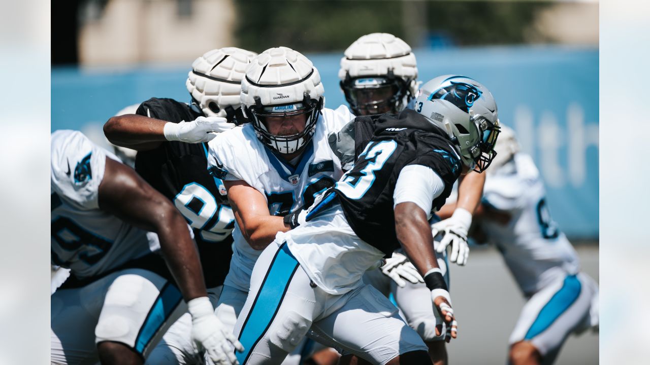 Carolina Panthers linebacker Brandon Smith (40) looks on during an NFL  football game against the Tampa Bay Buccaneers Sunday, Oct. 23, 2022, in  Charlotte, N.C. (AP Photo/Jacob Kupferman Stock Photo - Alamy