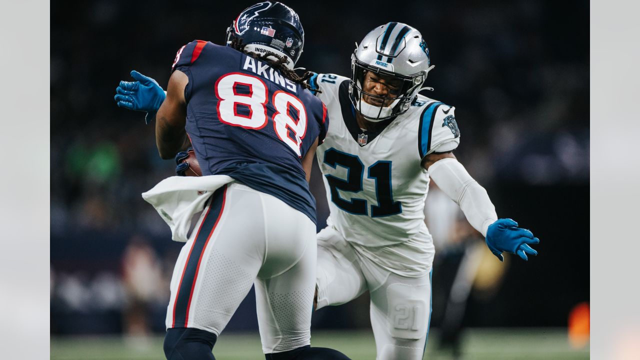 Update: Panthers' Jaycee Horn Reportedly Breaks Foot - BroBible