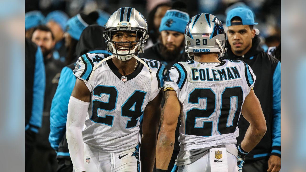 Thanksgiving Throwback: Panthers roll Cowboys in 2015