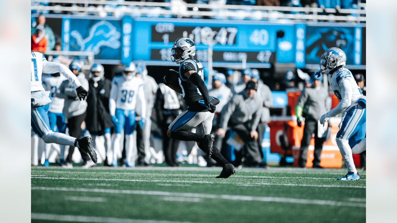 Carolina Panthers place kicker Eddy Pineiro warms up an NFL football game  against the Cleveland Browns on Sunday, Sept. 11, 2022, in Charlotte, N.C.  (AP Photo/Rusty Jones Stock Photo - Alamy