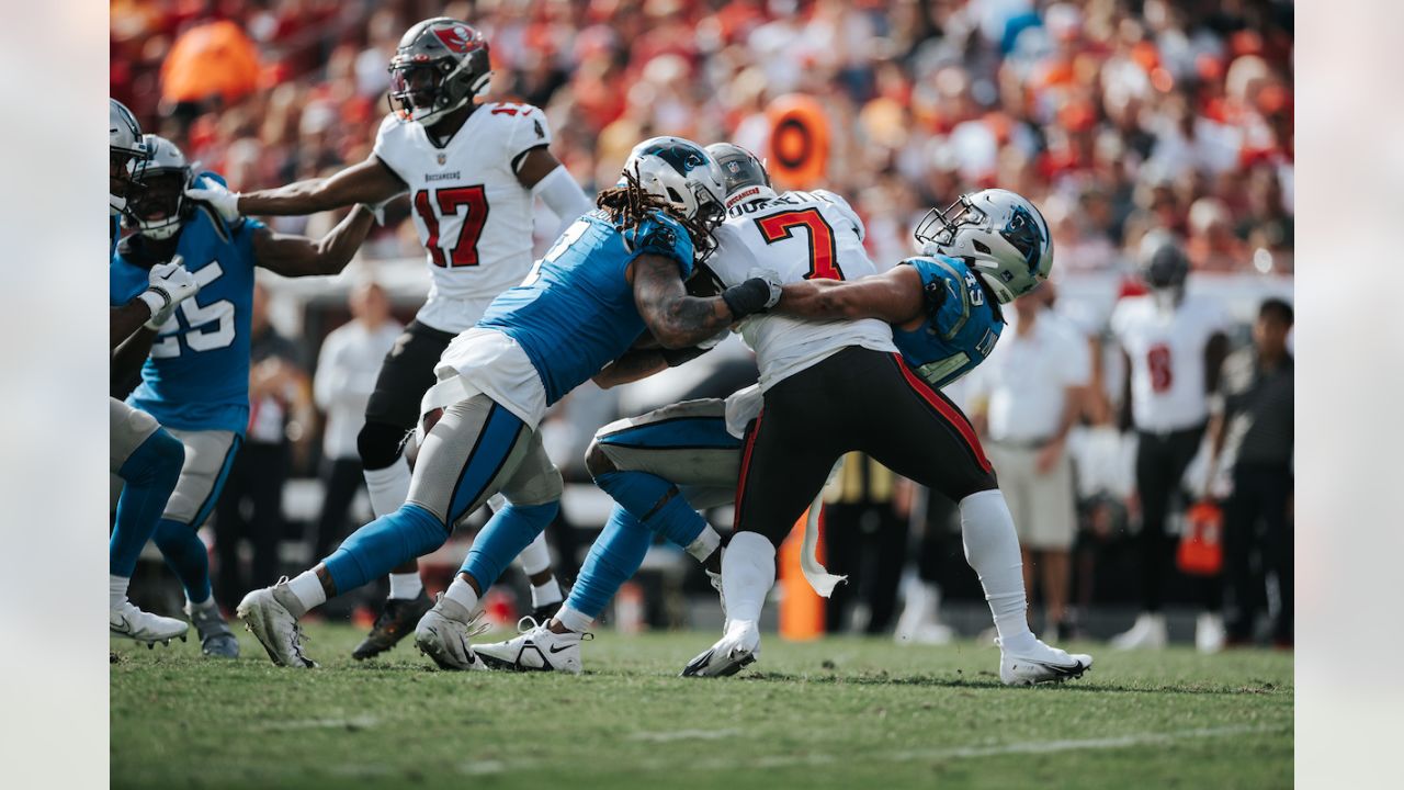 Panthers 24 Buccaneers 30: Tampa smashes Carolina's postseason hopes in  wild game - Cat Scratch Reader