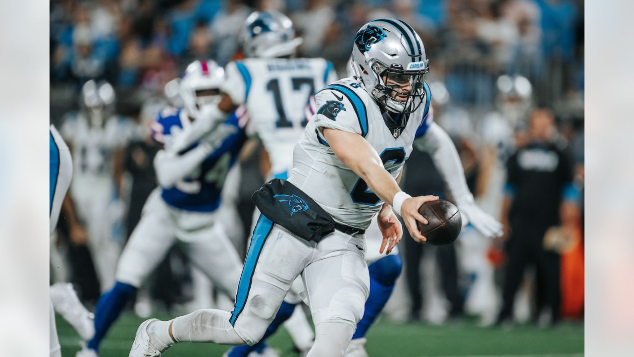 Panthers' Darnold, Gonzalez out multiple weeks with injuries