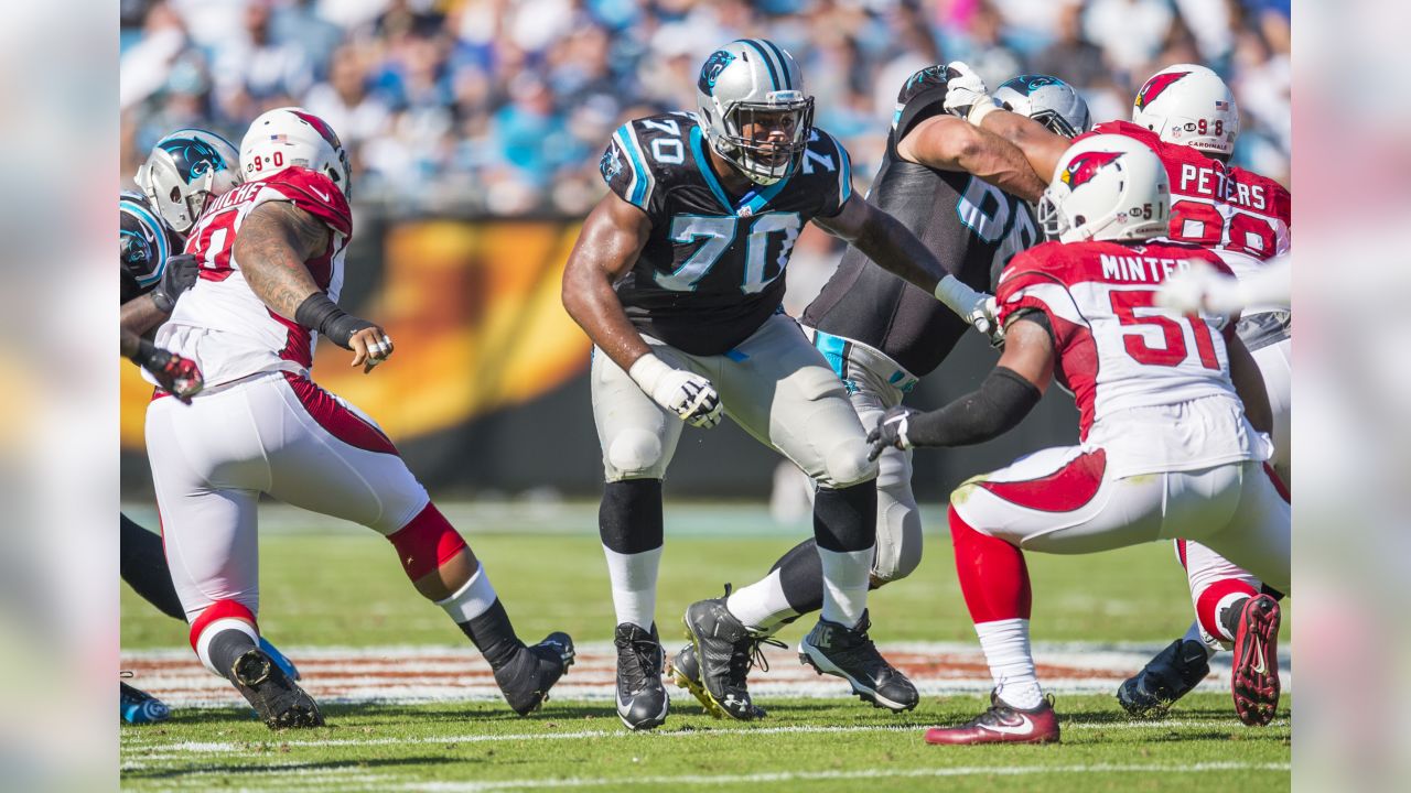 A Carolina Panthers helmet sits on the bench prior to an NFL football game  against the Arizona Cardinals, Sunday, Oct. 2, 2022, in Charlotte, N.C. (AP  Photo/Brian Westerholt Stock Photo - Alamy