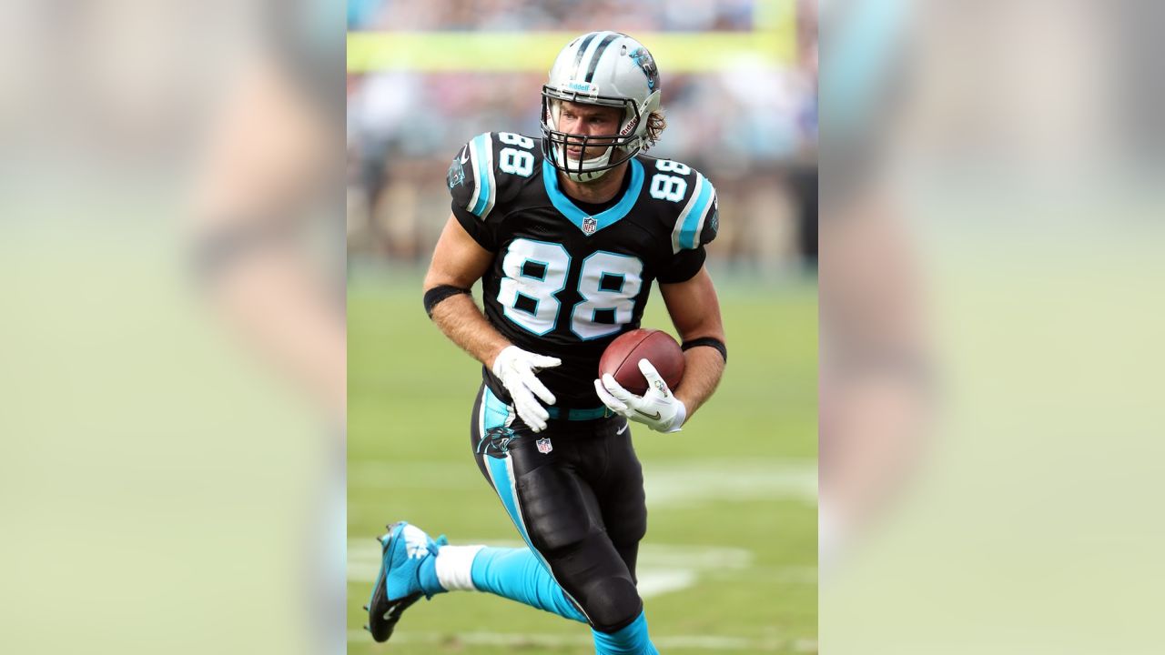 Former Panthers, Seahawks tight end Greg Olsen announces retirement - Field  Gulls