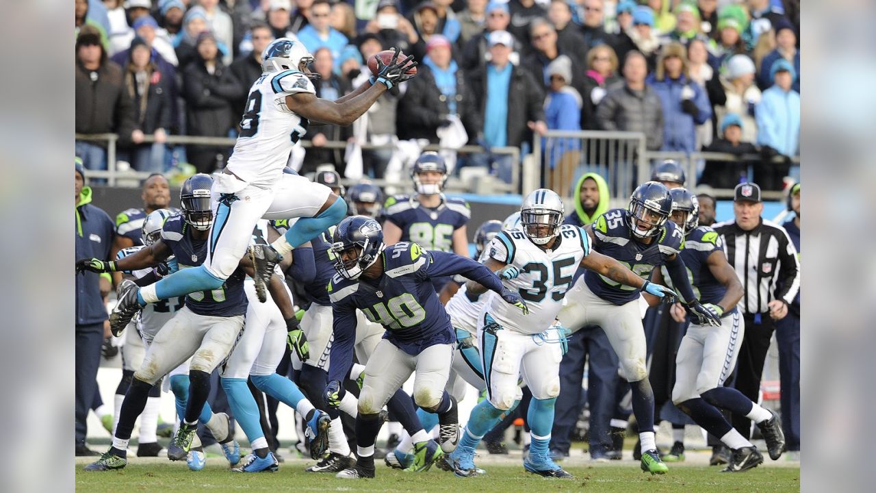 Panthers build 31-0 lead, hold on to beat Seahawks 31-24