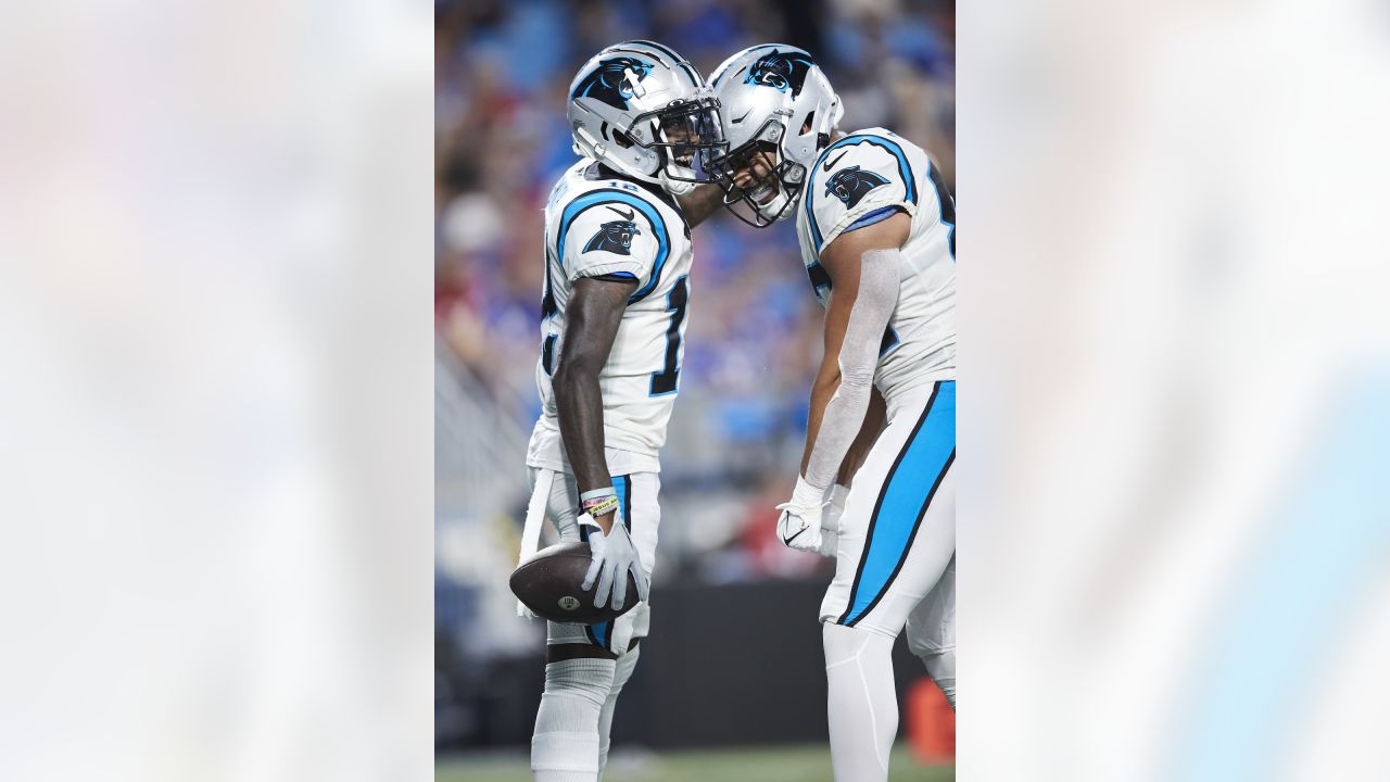 Shi Smith of the Carolina Panthers makes a catch agains Jacob