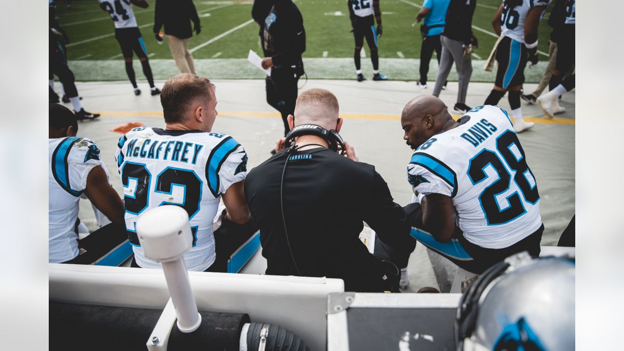 Christian McCaffrey injury update: Panthers RB 'very much in doubt' for Week  10 after injuring shoulder in return