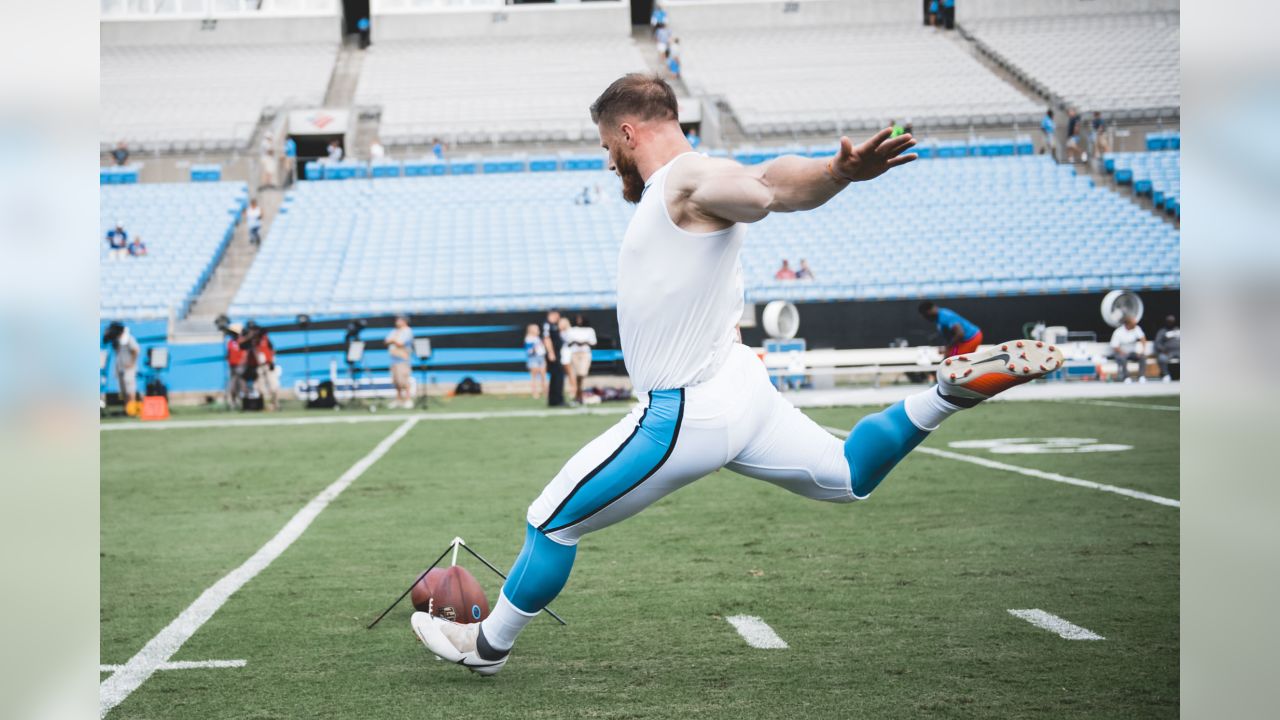 Charlotte, North Carolina, USA. 16th Aug, 2019. Carolina Panthers  quarterback Cam Newton (1) during the preseason NFL football game between  the Buffalo Bills and the Carolina Panthers on Friday August 16, 2019