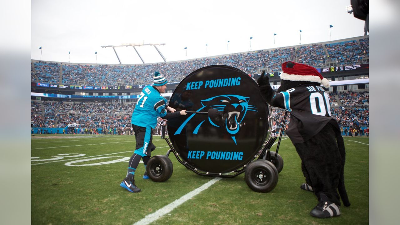 KEEP POUNDING 