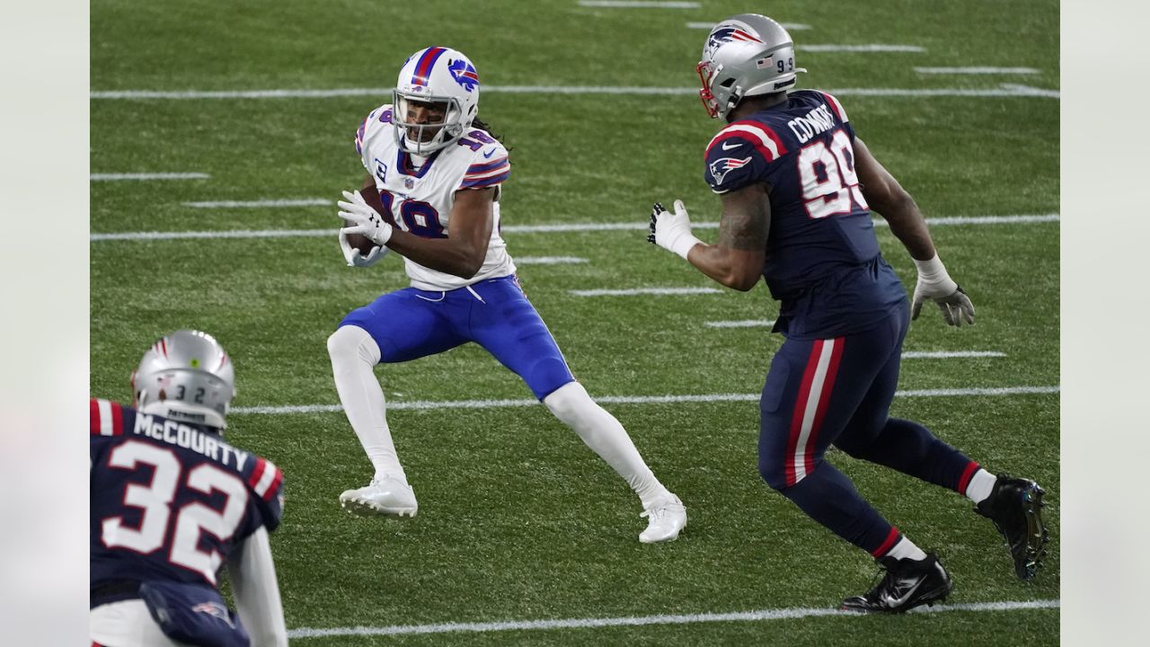 Buffalo Bills wide receiver Andre Roberts (18) returns a punt