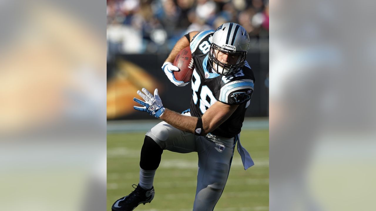 Former Panthers, Seahawks tight end Greg Olsen announces retirement - Field  Gulls