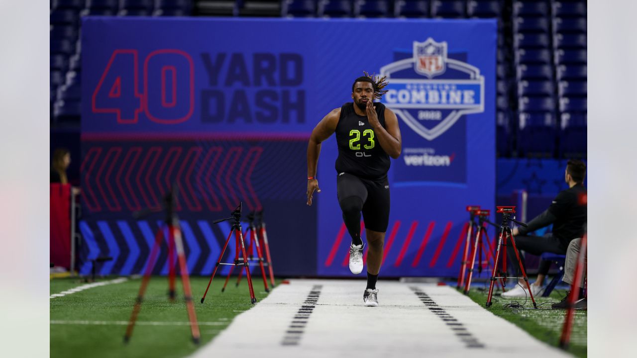 Jordan Davis 40-yard dash time: Watch Georgia DT run 4.78 40-yard dash at  NFL Combine [VIDEO] - DraftKings Network